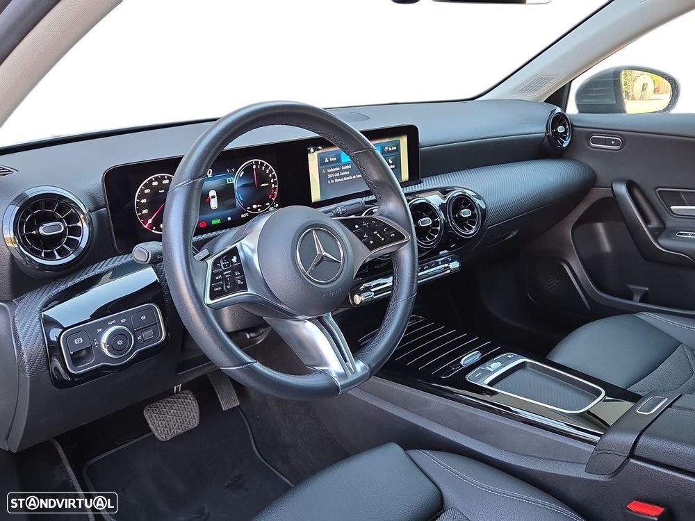 Mercedes-Benz A 250 e - 11