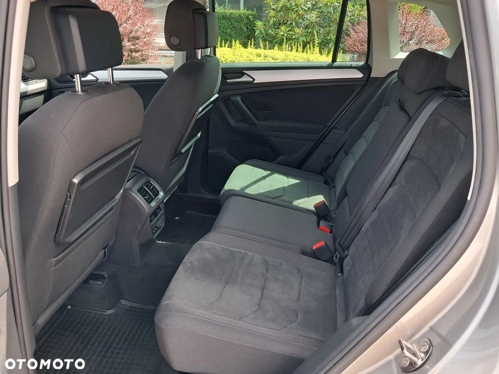 Volkswagen Tiguan 1.5 TSI EVO Comfortline - 32