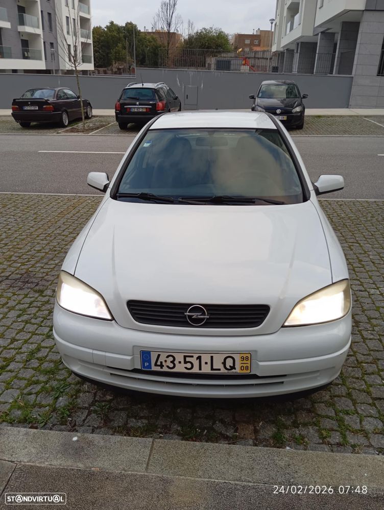 Opel Astra 1.4 CDX - 2
