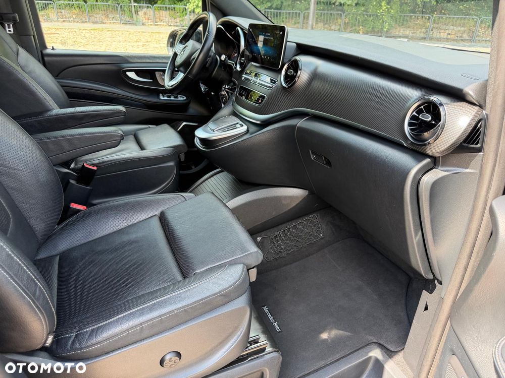 Mercedes-Benz Klasa V 300 d 4-Matic 9G-Tronic (d³ugi) - 40