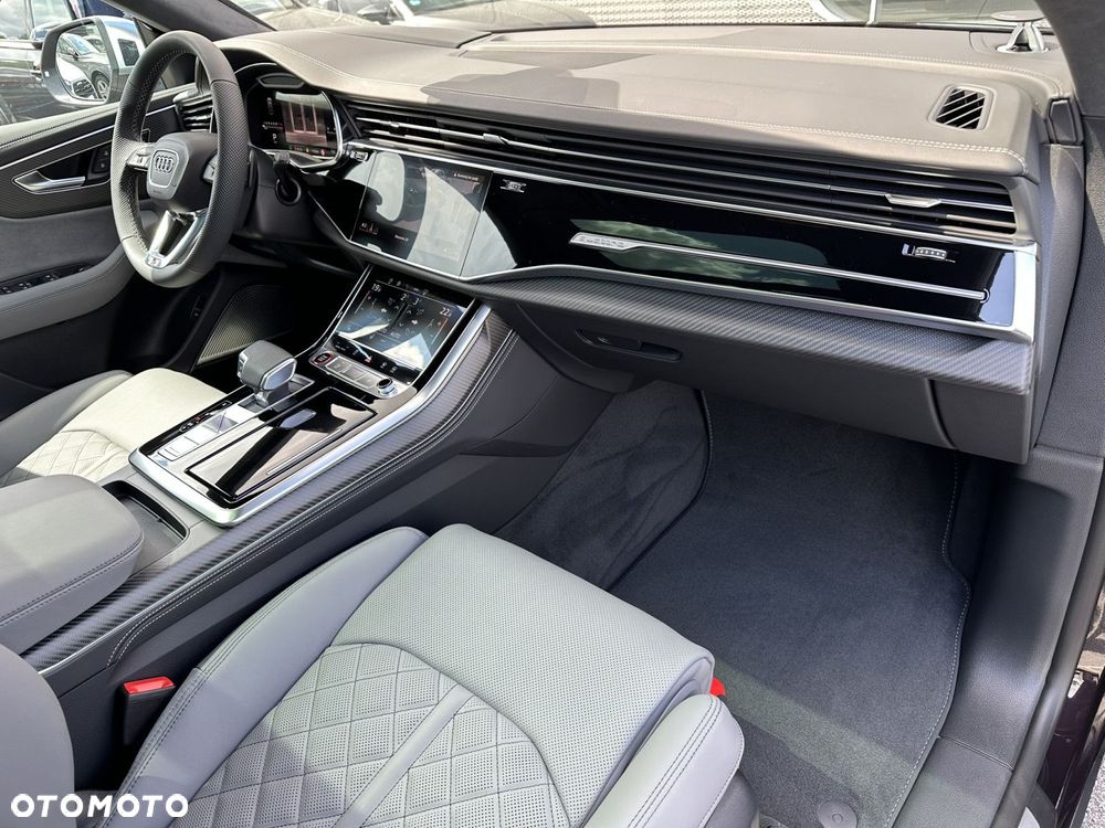 Audi SQ8 - 31