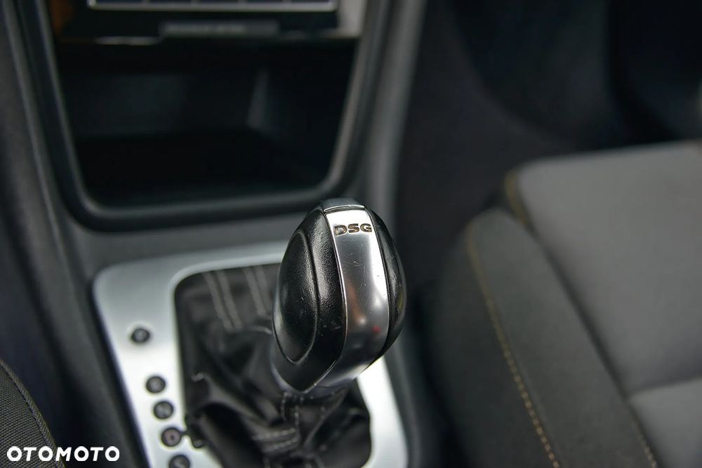 Volkswagen Sharan 2.0 TDI DSG BlueMotion Technology Life - 27