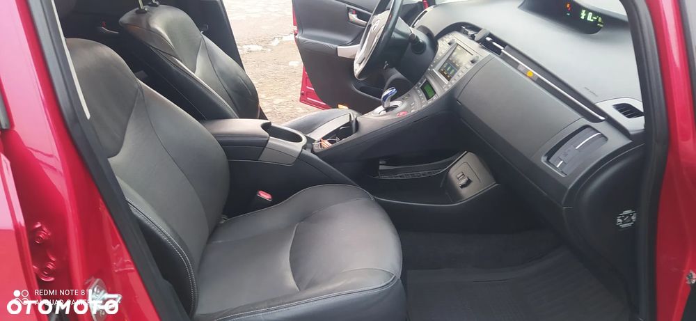 Toyota Prius 1.8 Hybrid Premium - 33