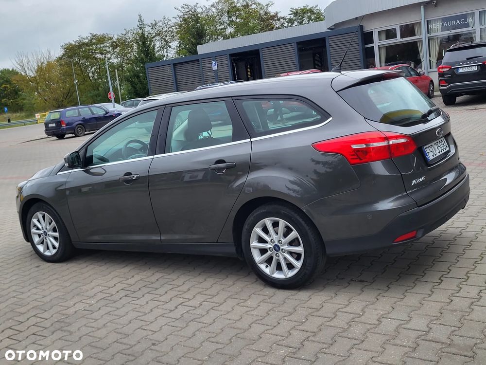 Ford Focus Turnier 1.5 EcoBoost Start-Stopp-System Titanium - 11