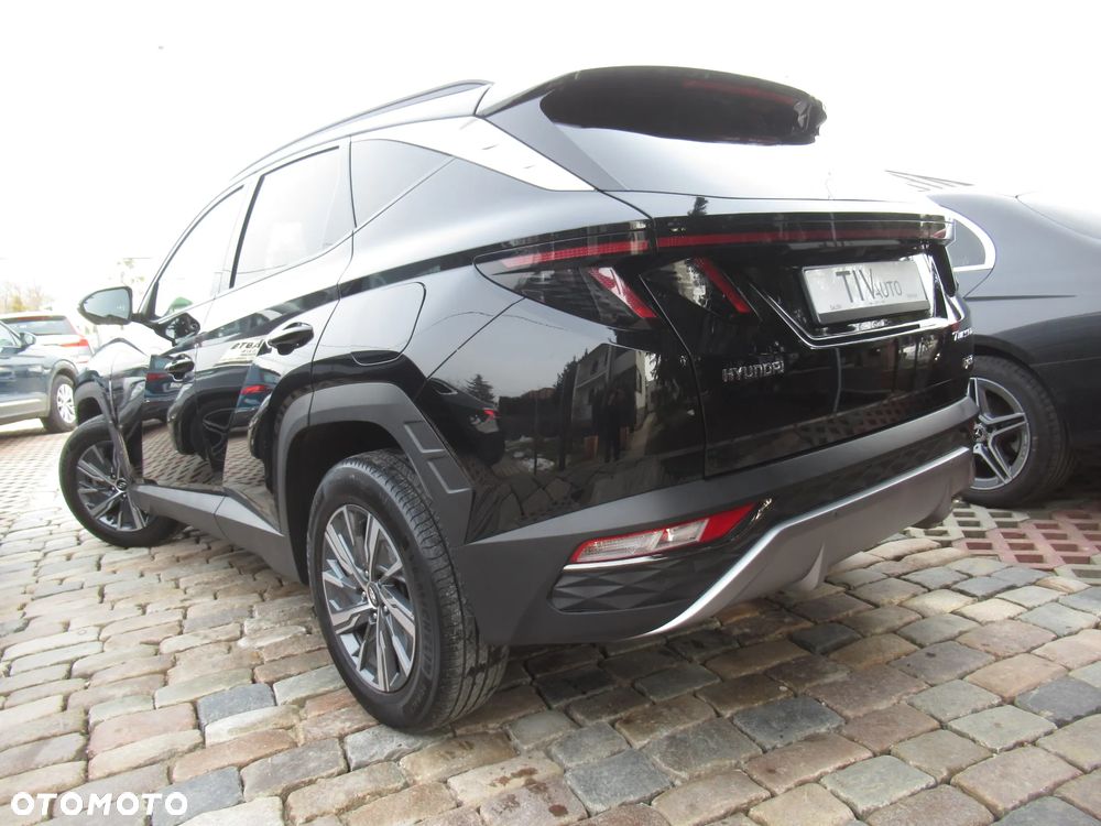 Hyundai Tucson 1.6 T-GDi HEV Executive 2WD - 3