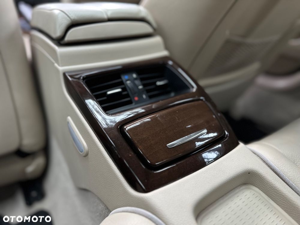 BMW Seria 3 330xi - 12