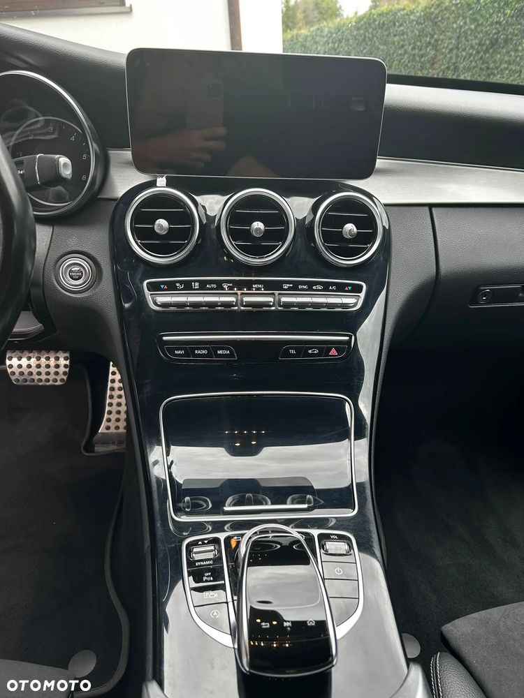 Mercedes-Benz Klasa C 200 d 9G-TRONIC - 17