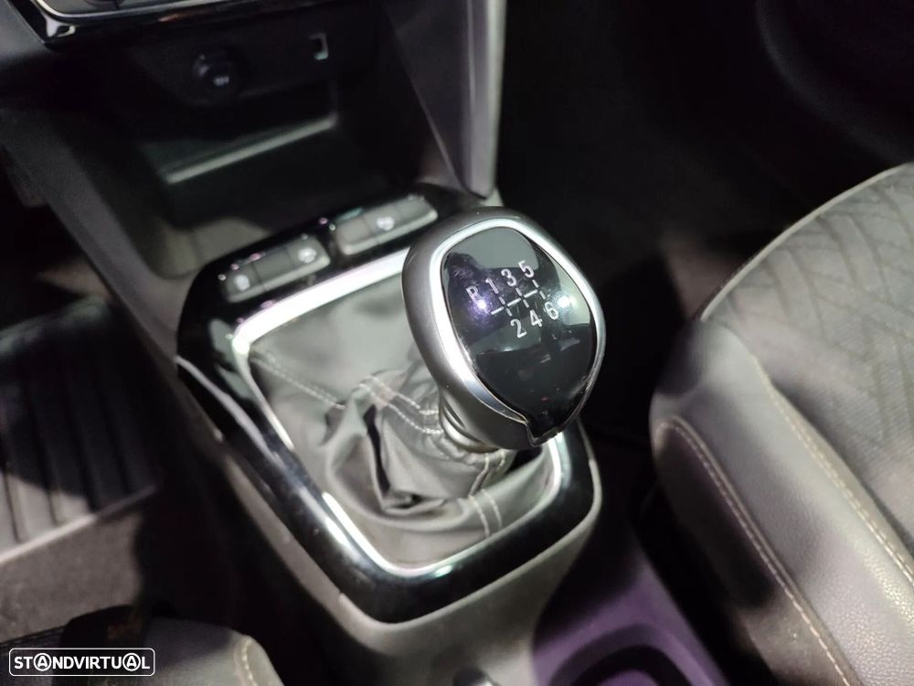 Opel Corsa 1.2 T GS - 30