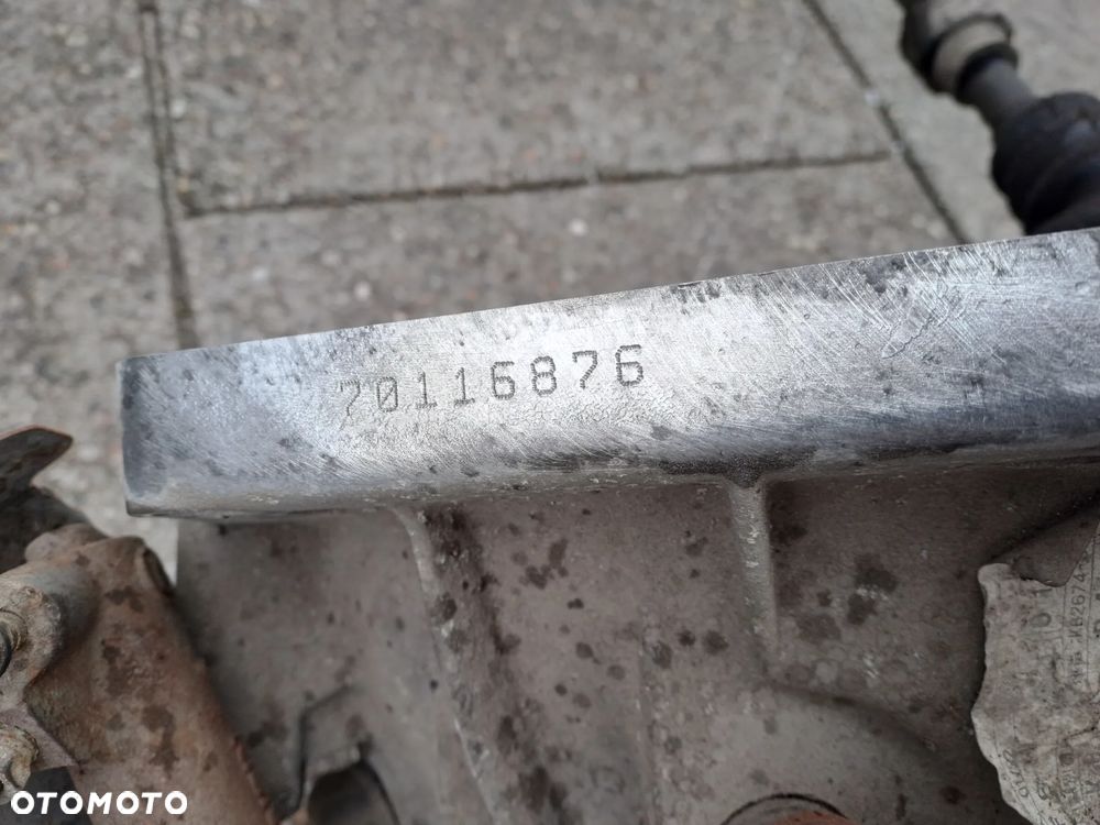 Toyota Yaris II 1.0 VVTi skrzynia biegów 20TT04 - 13