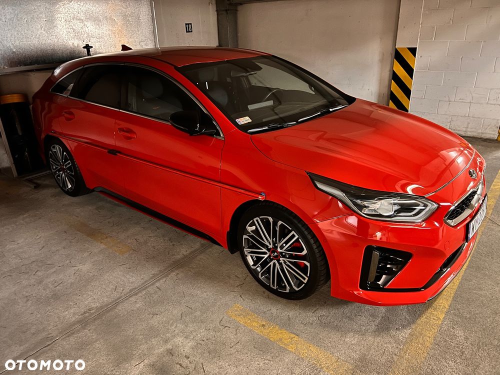 Kia ProCeed - 10