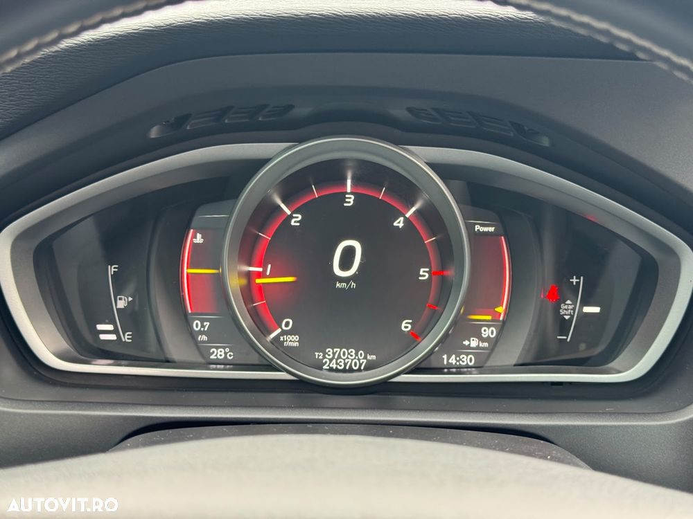 Volvo V40 D3 RDesign - 23