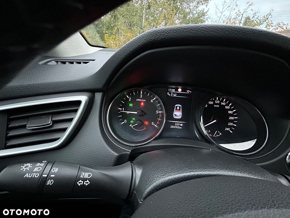Nissan Qashqai 1.6 dCi ALL-MODE 4x4i TEKNA+ - 29