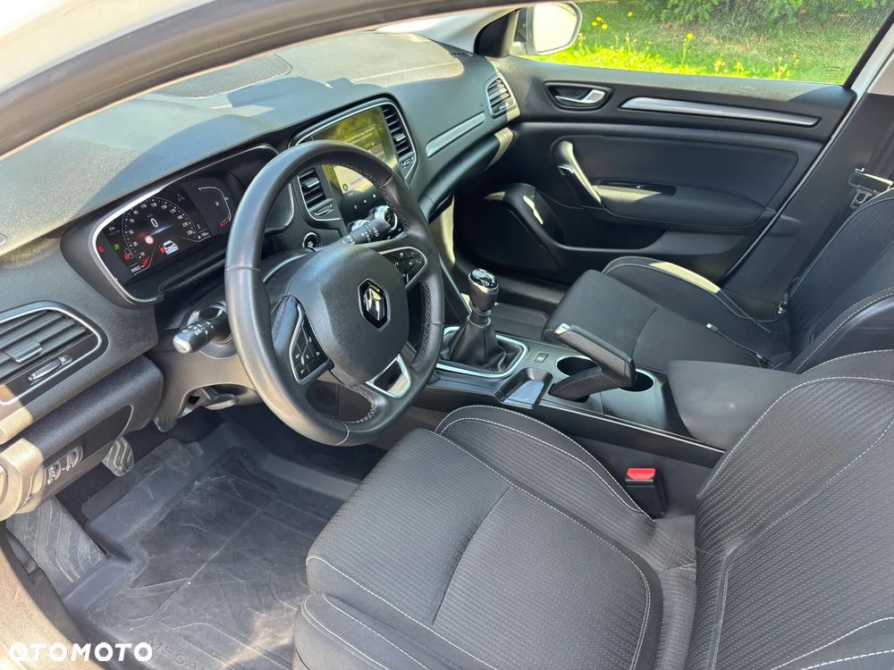 Renault Megane - 11
