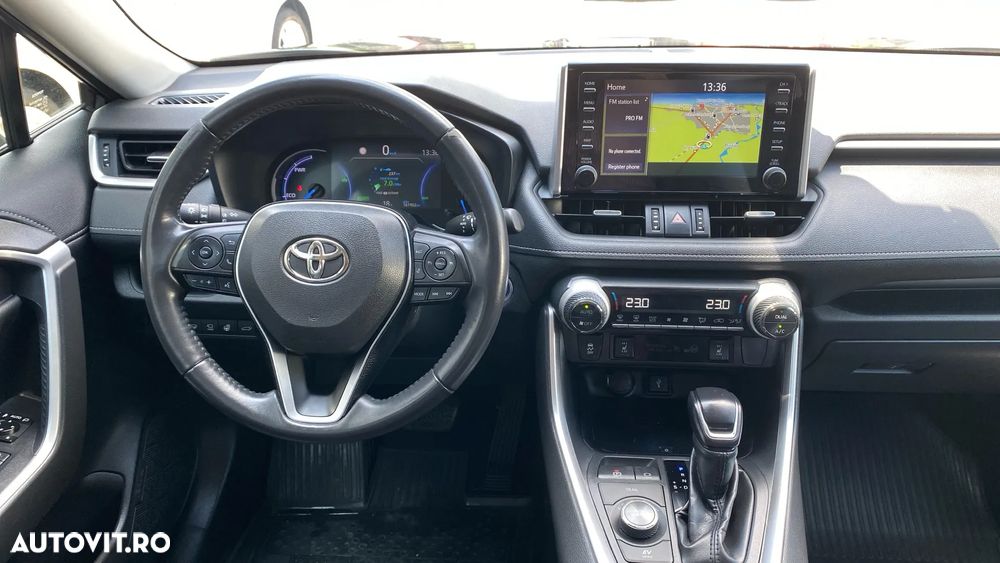 Toyota RAV4 2.5 VVT-iE 4x4 Luxury - 9