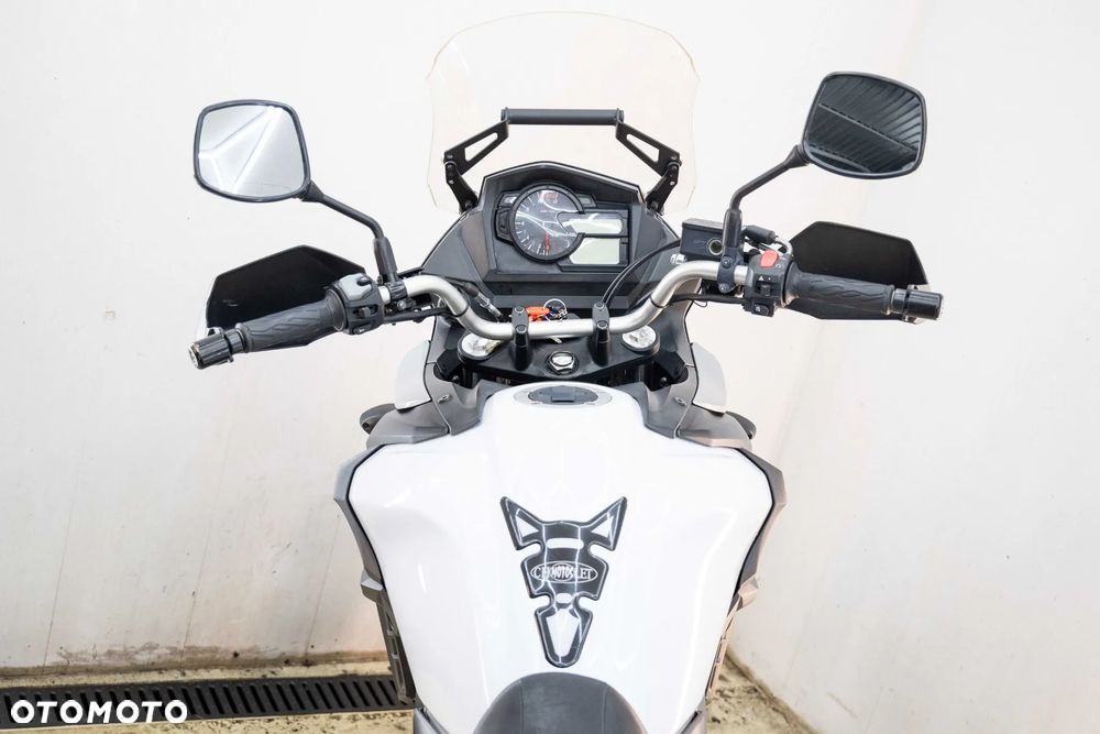 Suzuki DL - 23