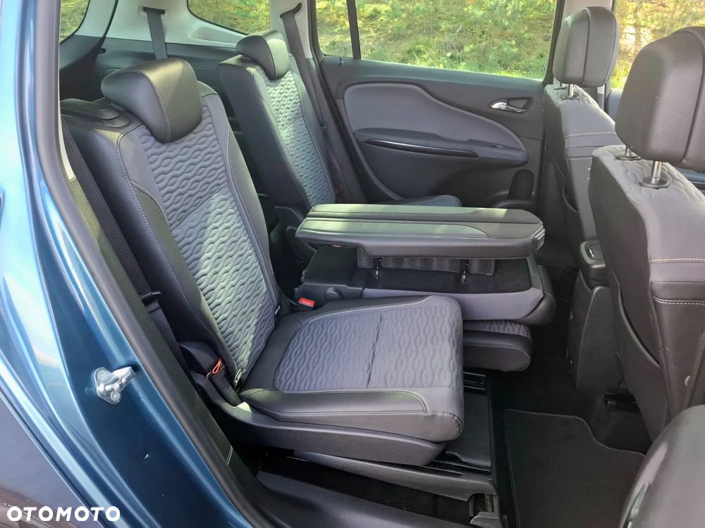 Opel Zafira - 11