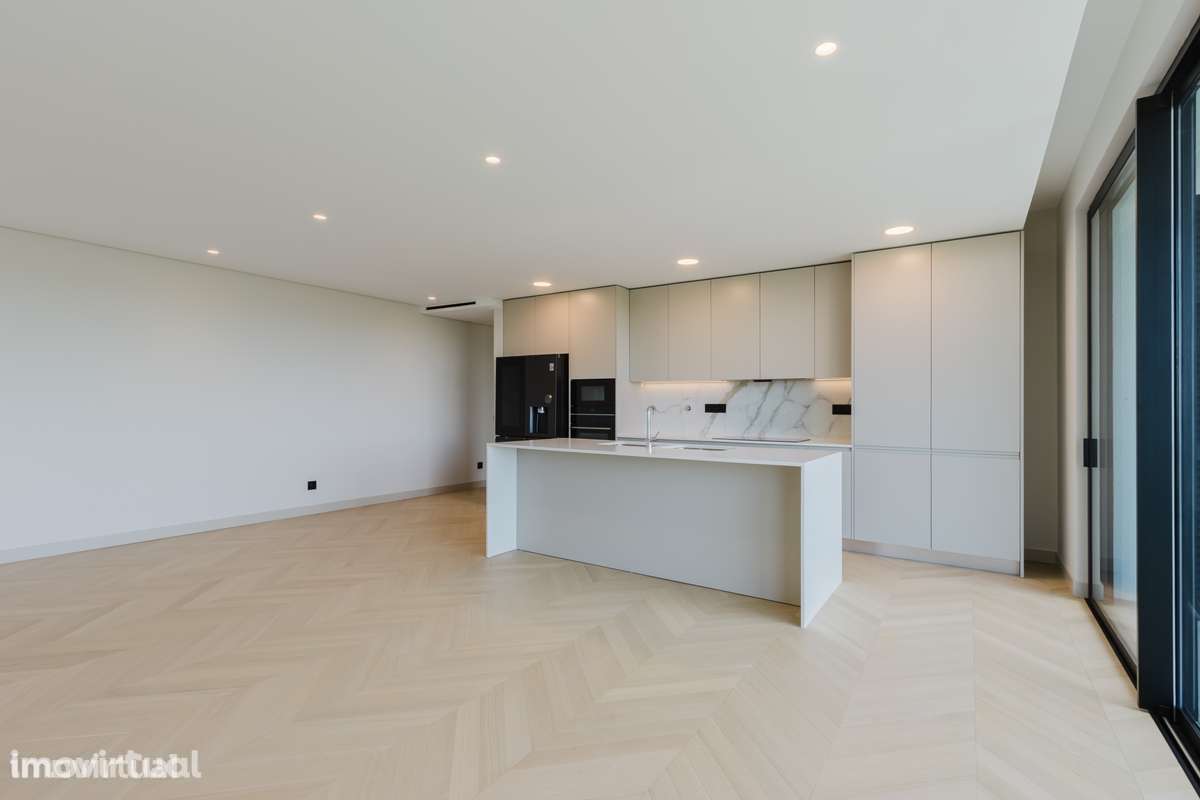 Penthouse T3 Faro, equipado e mobilado - Grande imagem: 5/33