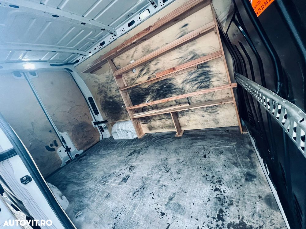 Renault Master L2H2 Quickshift - 5