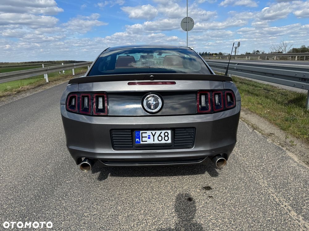 Ford Mustang 3.7 V6 Premium - 4