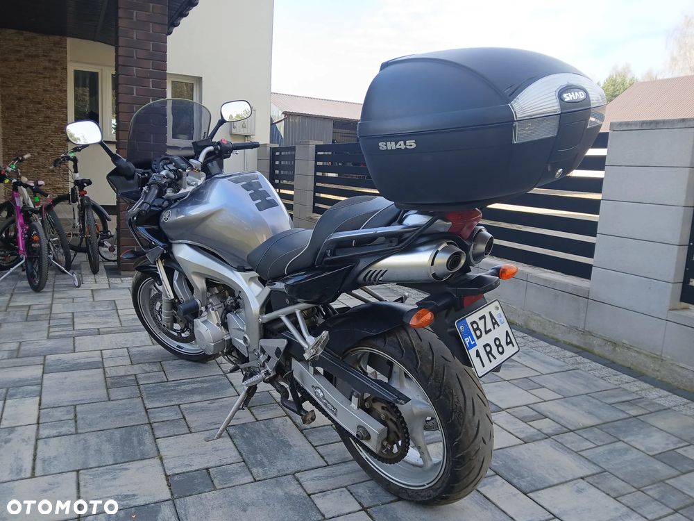 Yamaha FZ6 - 3