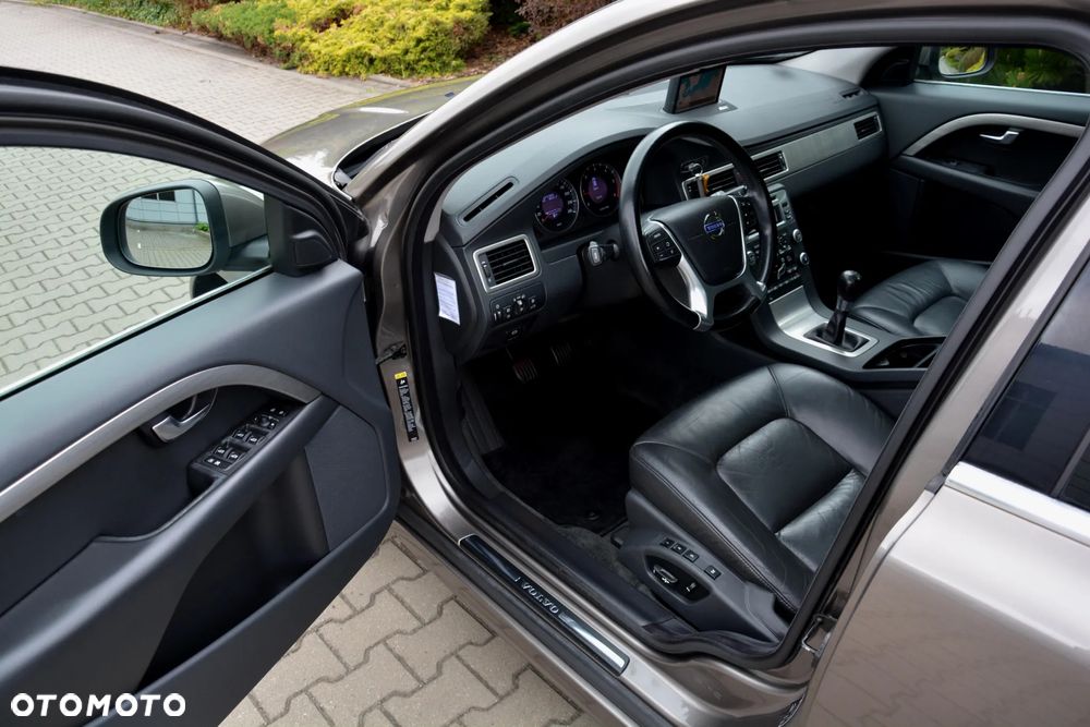 Volvo V70 2.0D Momentum - 2