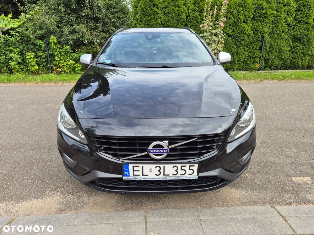 Volvo V60 D3 Drive-E R-Design Momentum - 4