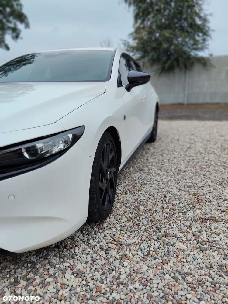 Mazda 3 e-SKYACTIV-X 186 M HYBRID TAKUMI - 18