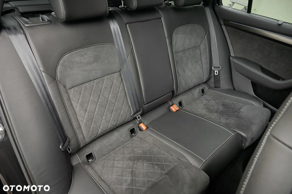 Skoda Superb 1.5 TSI DSG Sportline - 22