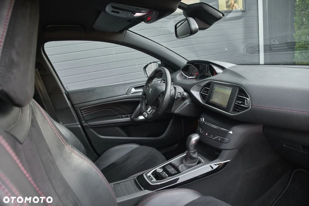 Peugeot 308 - 23