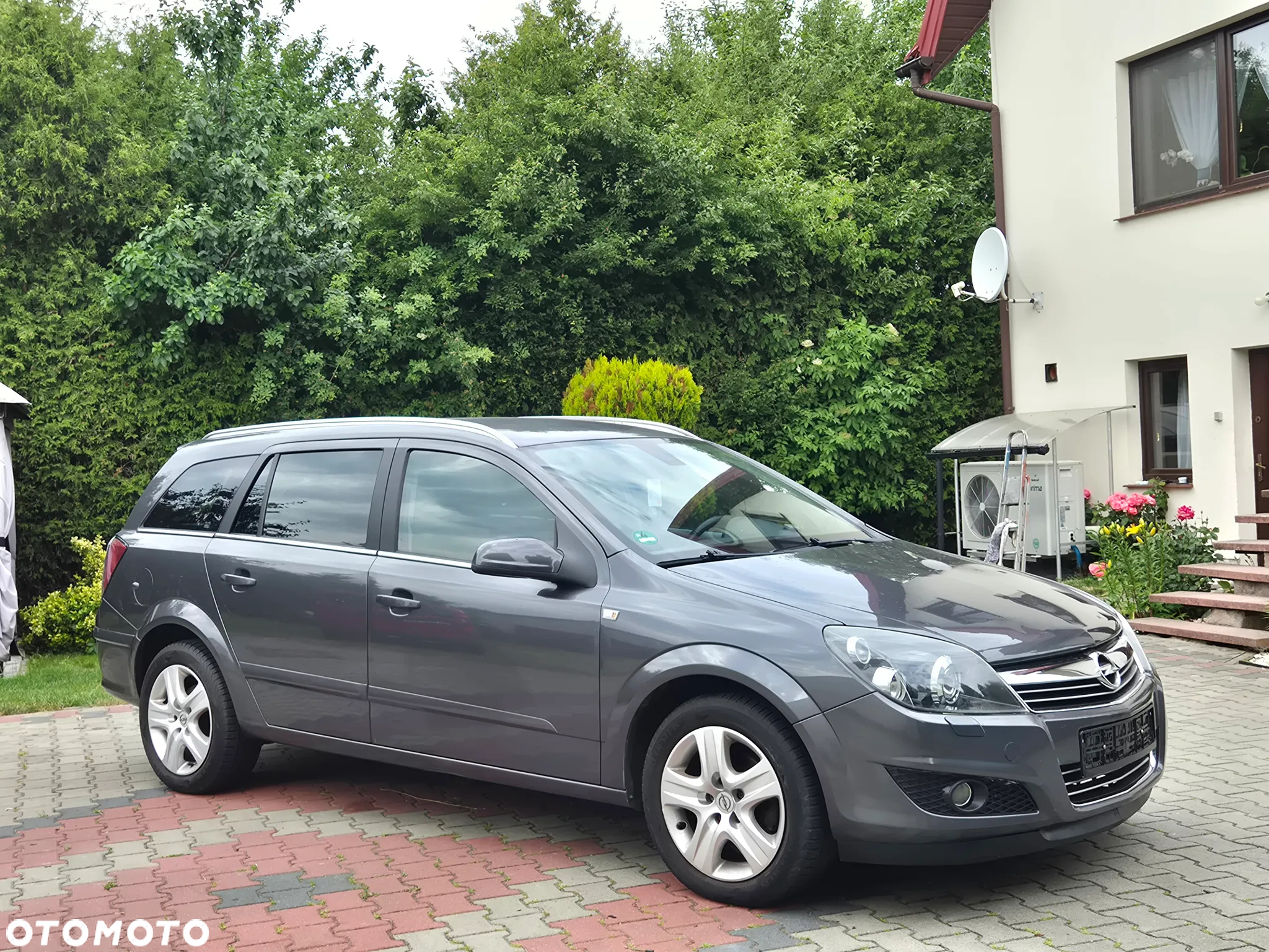 Opel Astra 1.6 Innovation - 2