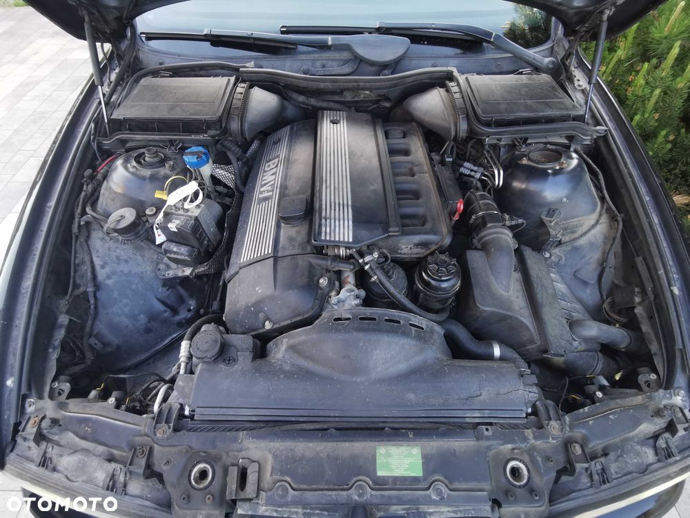 BMW Seria 5 - 8