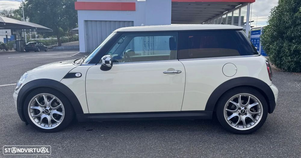 MINI 3 Portas Cooper D - 4