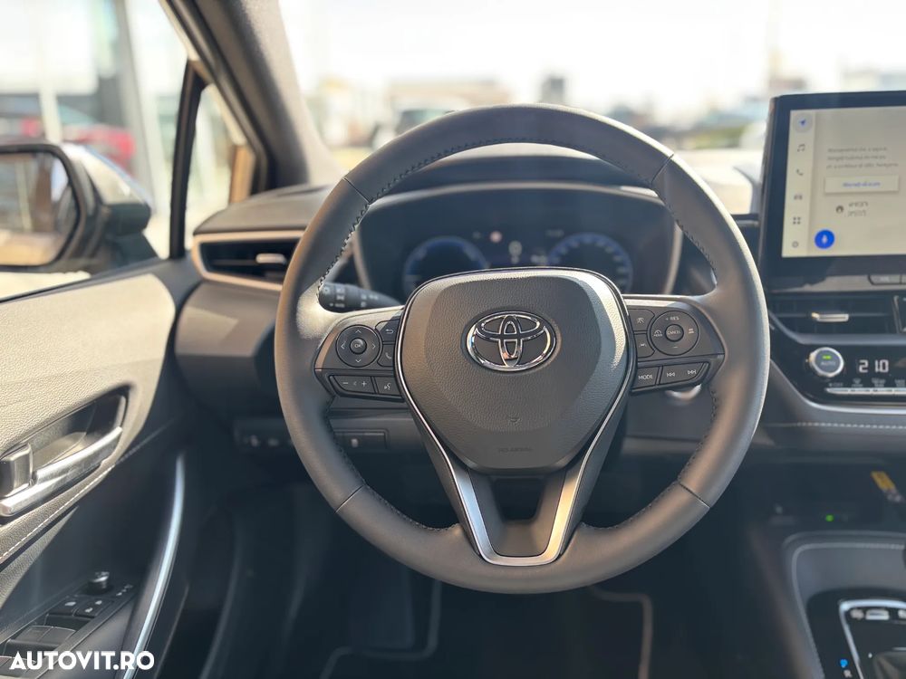 Toyota Corolla 1.8 HSD Dynamic - 13