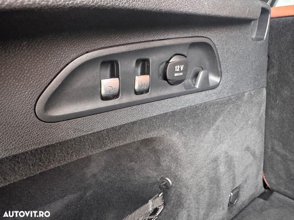 Mercedes-Benz GLC Coupe 250 d 4Matic 9G-TRONIC AMG Line - 37