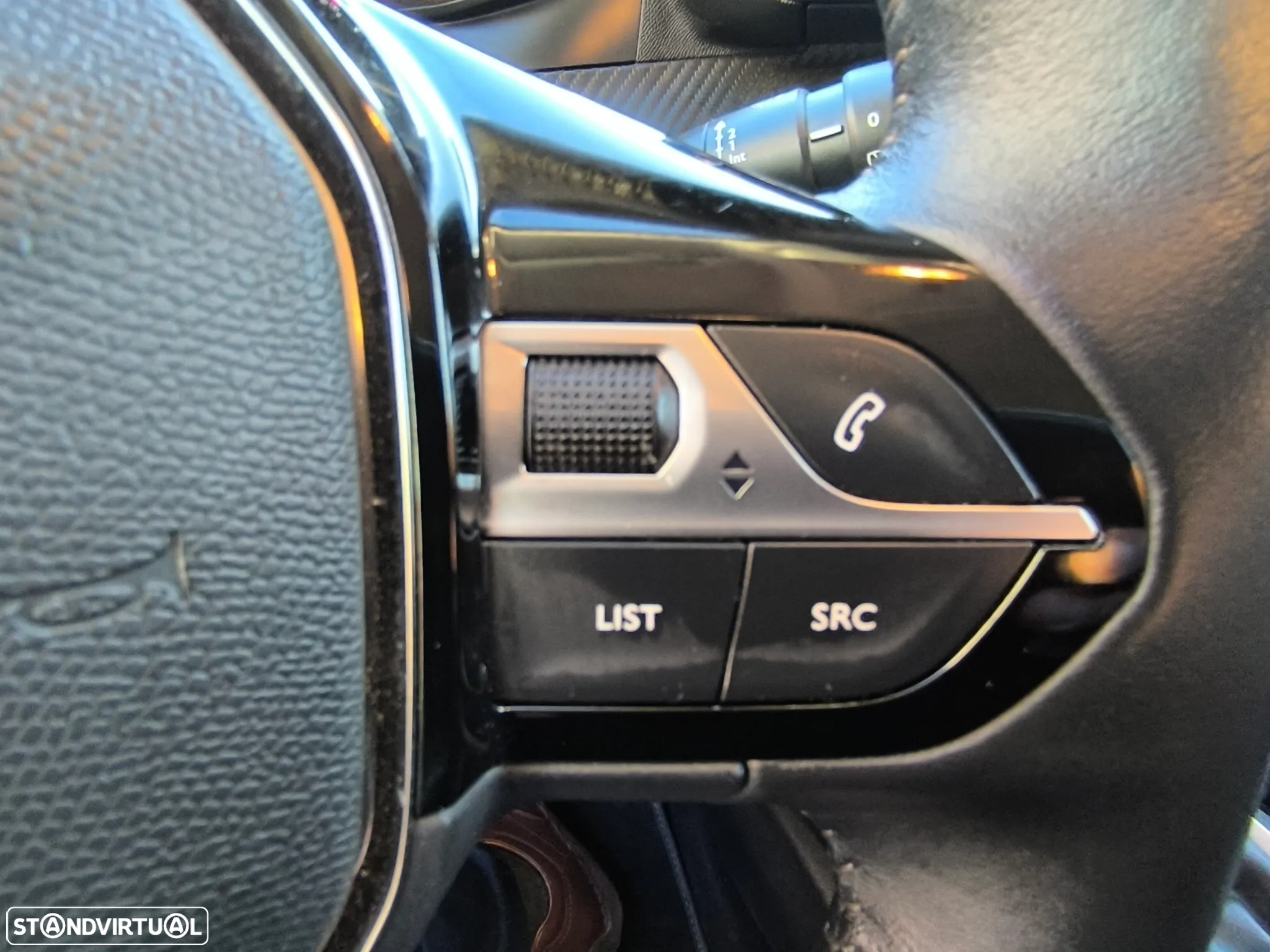Peugeot 208 1.2 PureTech Allure Pack - 23