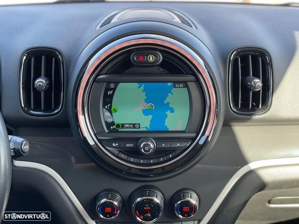 MINI Countryman Cooper SE ALL4 Auto - 25