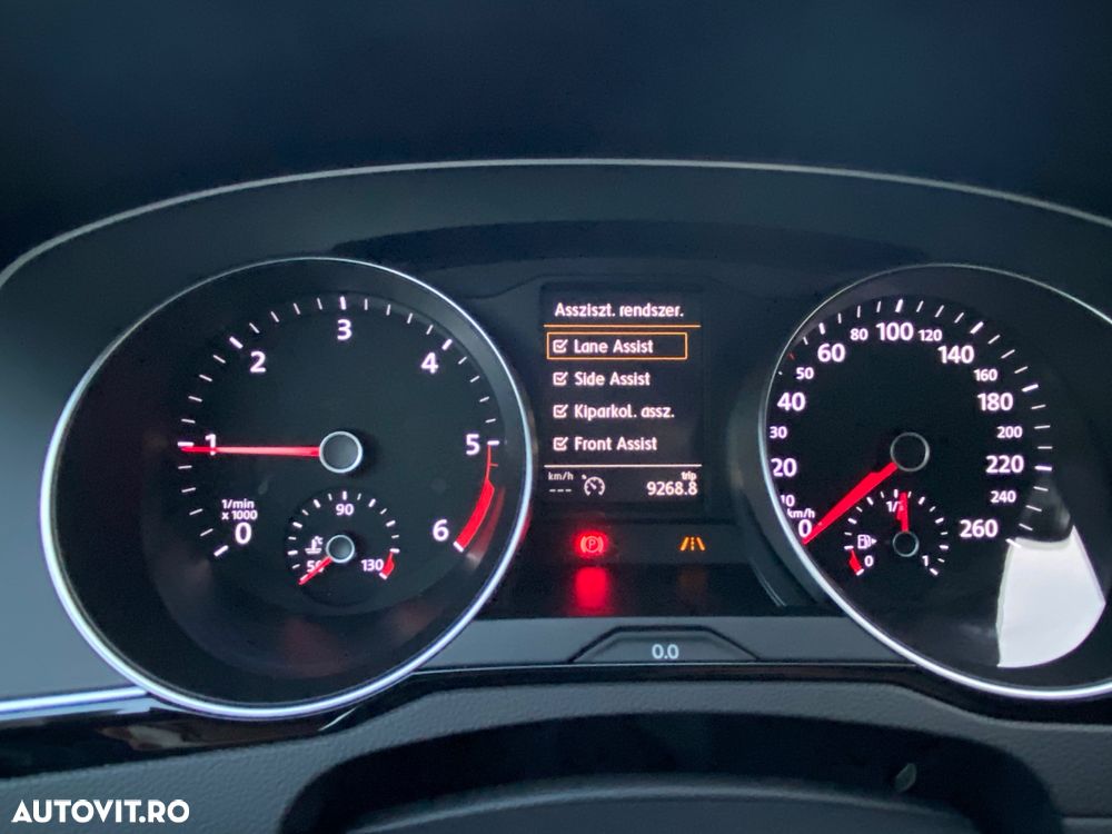 Volkswagen Passat - 17