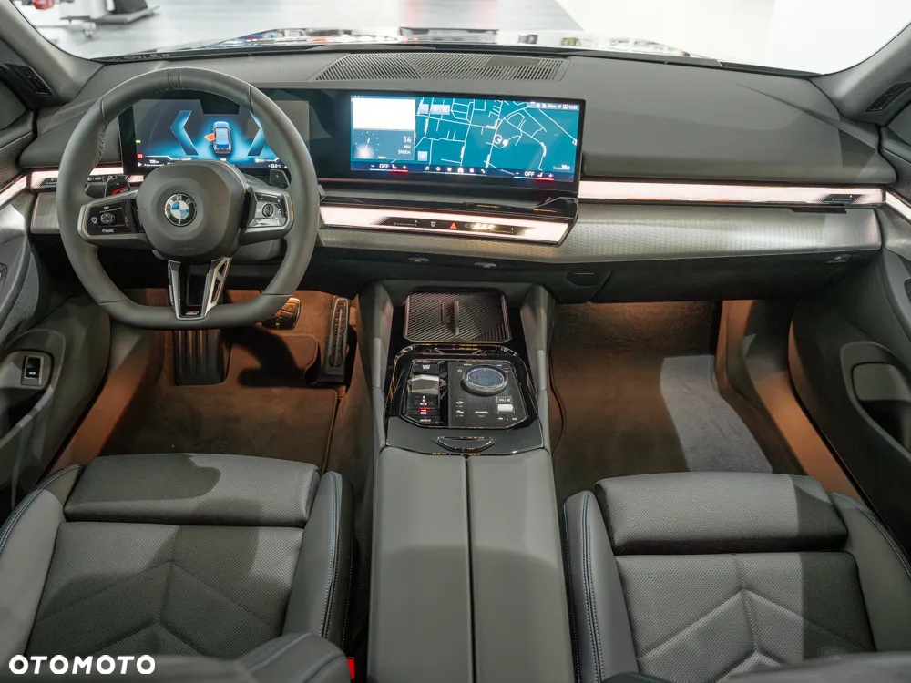 BMW Seria 5 520d xDrive - 7