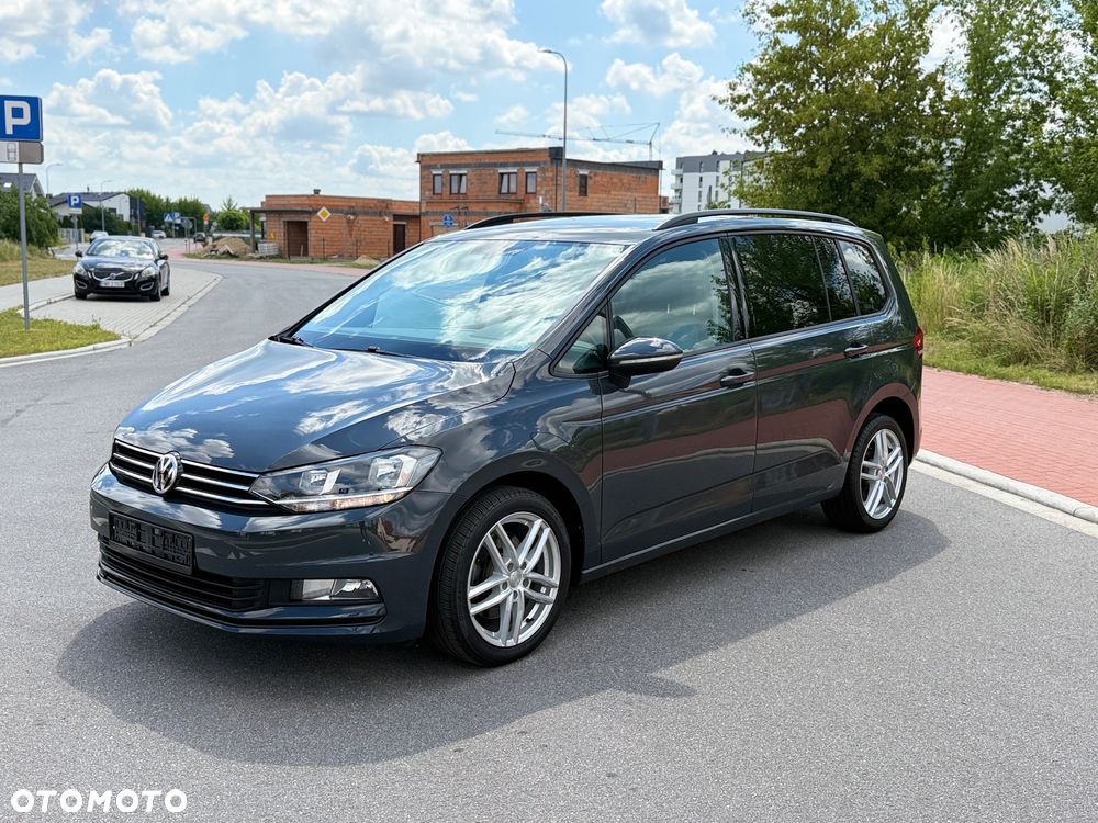 Volkswagen Touran 1.6 TDI SCR BlueMotion Technology DSG Trendline - 9