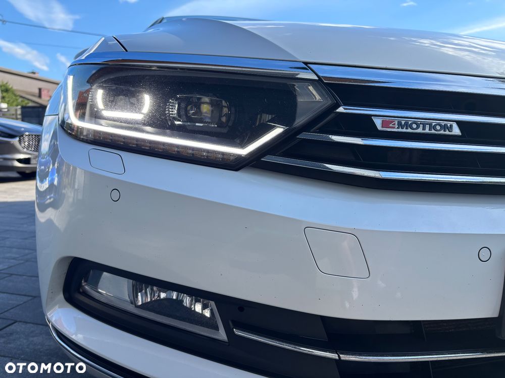 Volkswagen Passat 2.0 TDI Bi-Turbo BMT 4Mot Highline DSG - 11