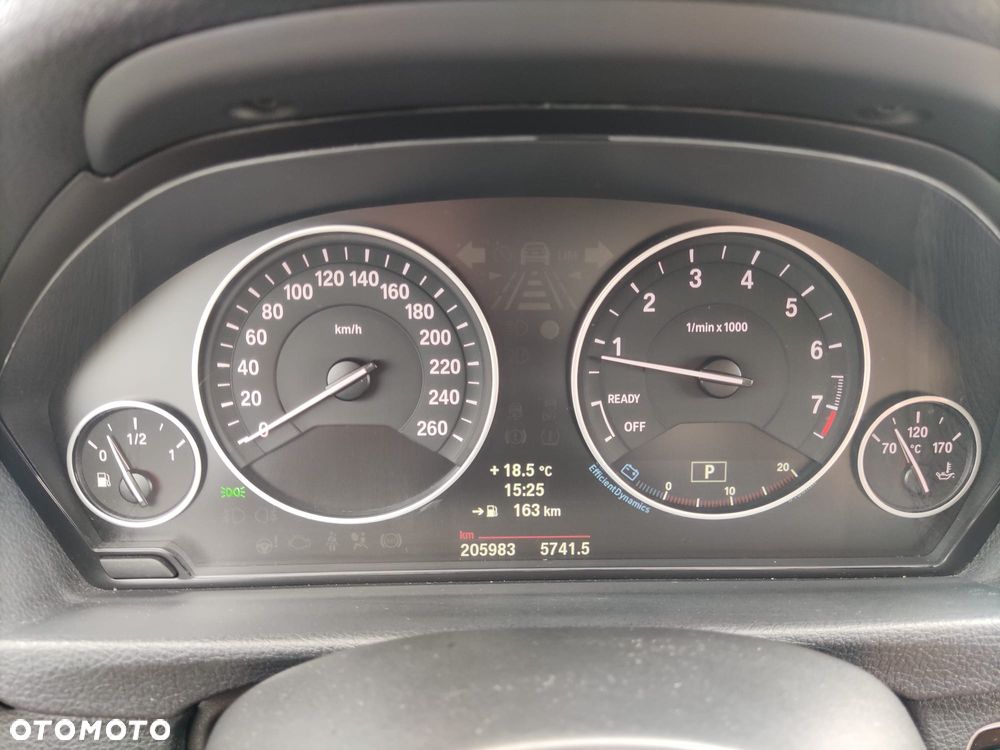 BMW Seria 3 320i Sport Line - 19