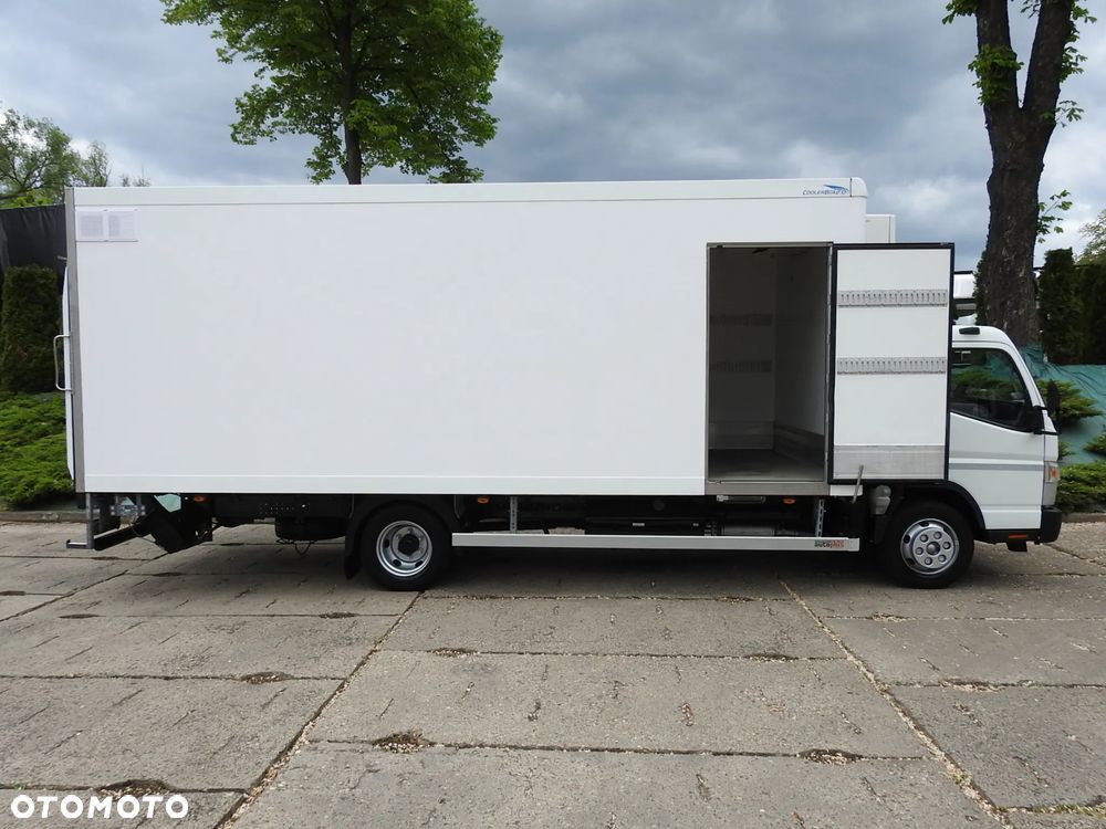 Mitsubishi CANTER FUSO 7C15 KONTENER CHŁODNIA WINDA 14 PALET -4*C ZASILANIE 230V KLIMATYZACJA AUTOMATYCZNA SKRZYNIA 150KM  [1866] - 23