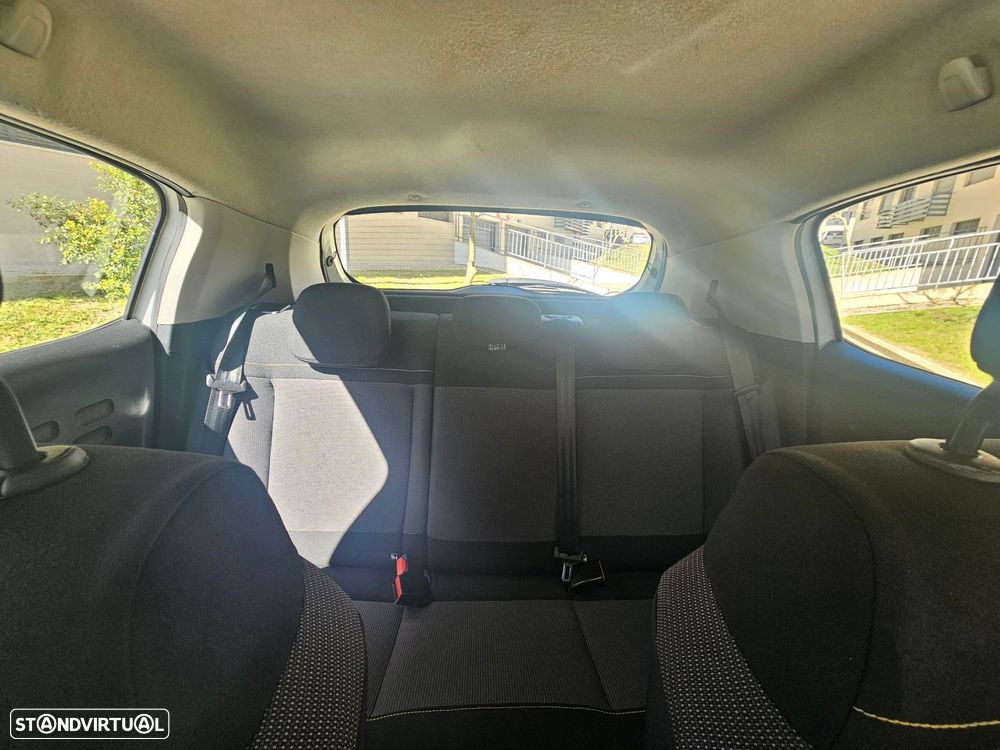 Citroën C3 1.2 PureTech Shine - 14