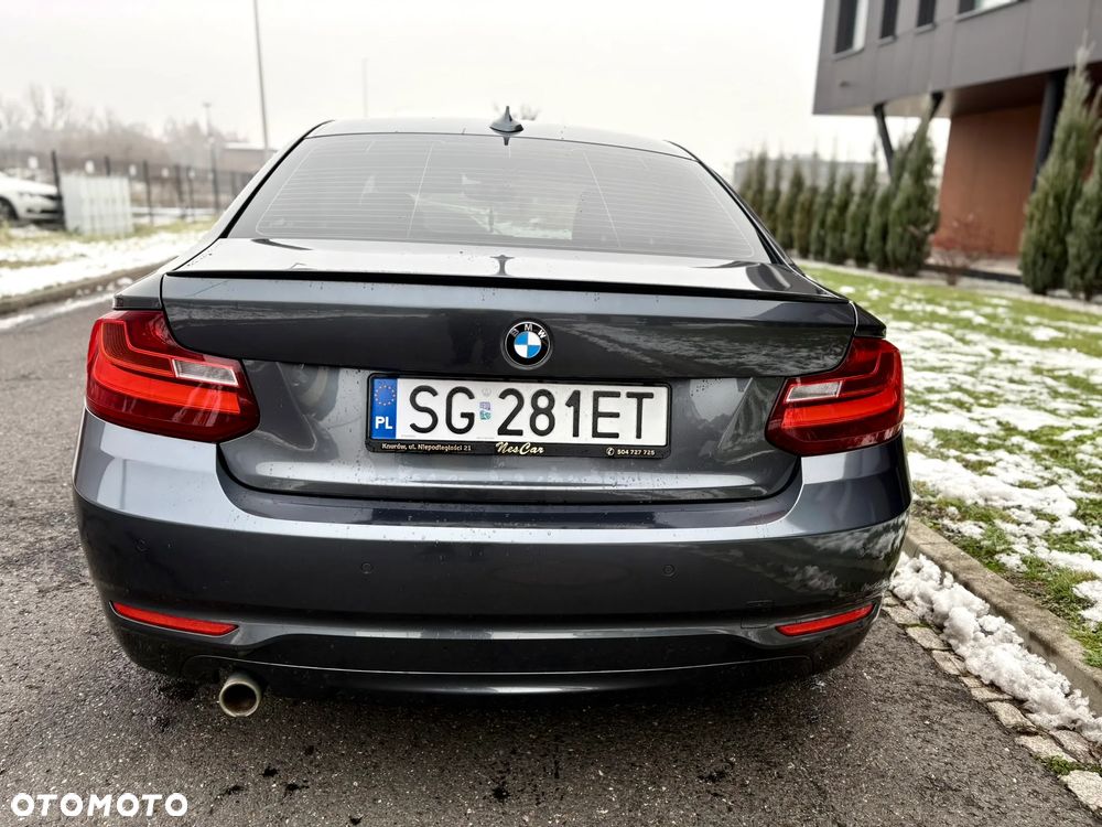 BMW Seria 2 218d Sport Line - 12