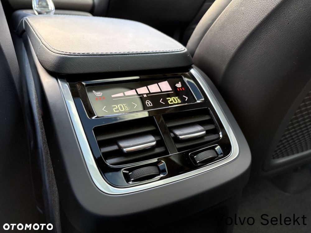 Volvo XC 90 - 29
