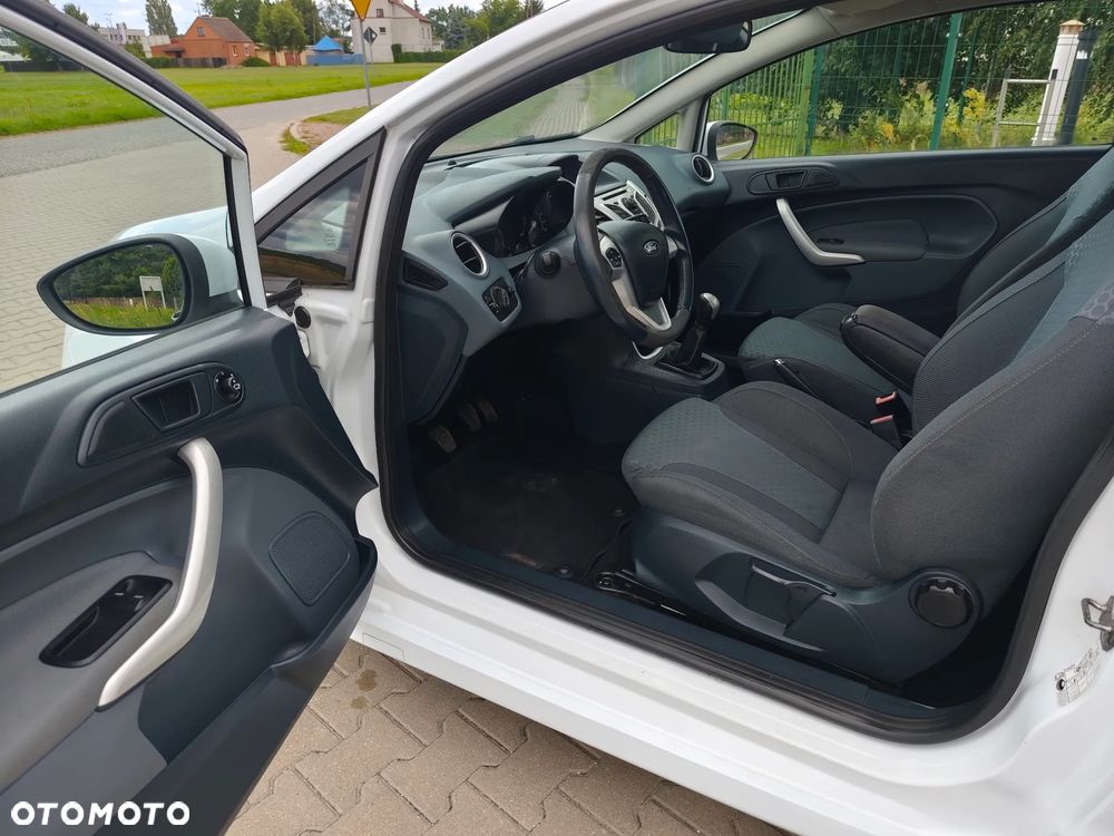 Ford Fiesta 1.6 Sport - 13