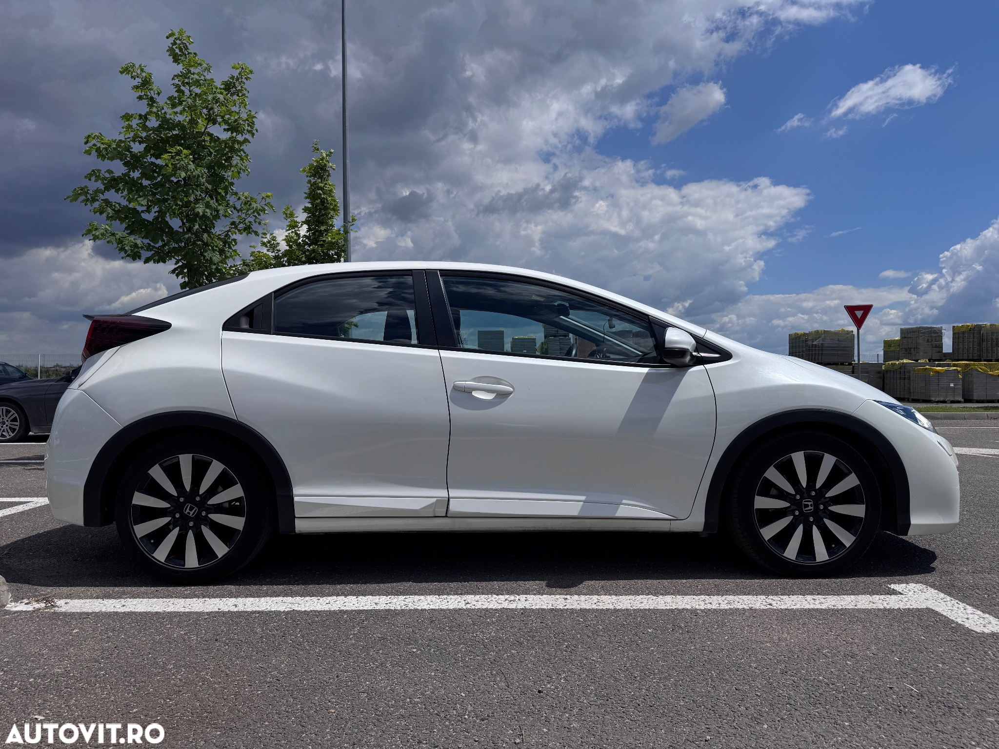 Honda Civic 1.8 ES - 5