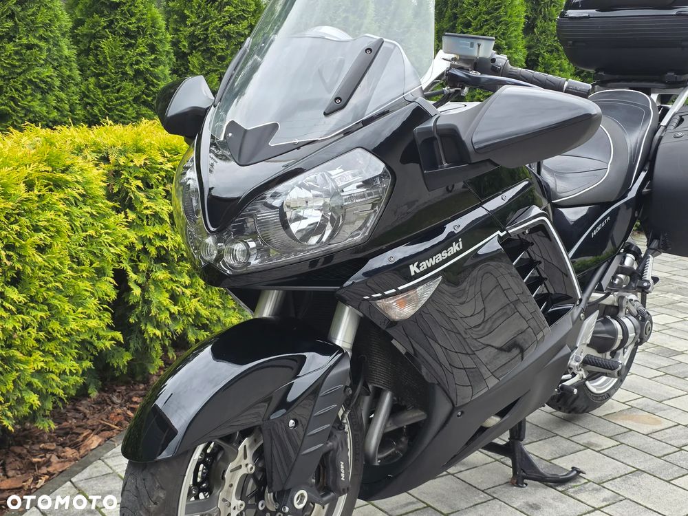 Kawasaki GTR - 21
