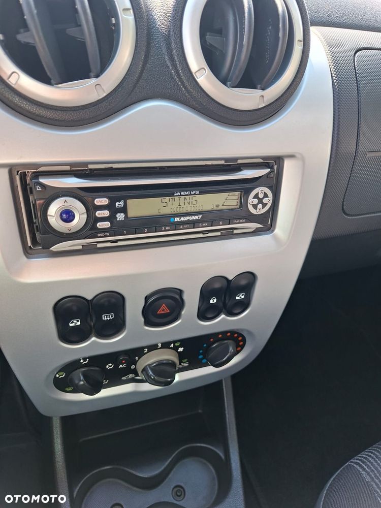 Dacia Sandero - 9