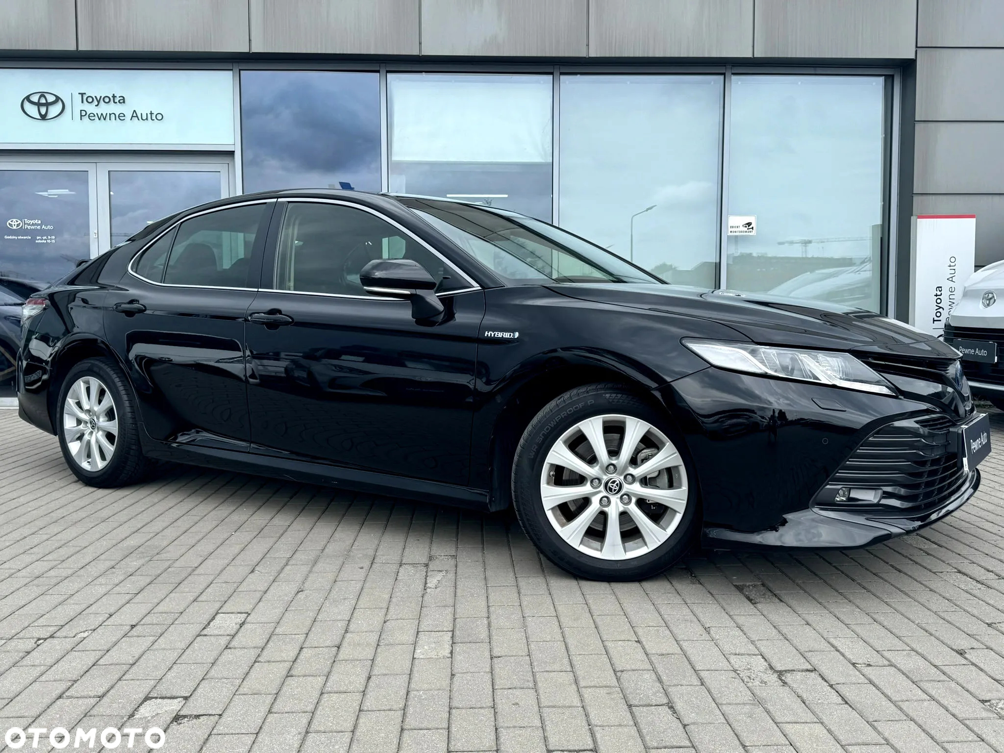 Toyota Camry 2.5 Hybrid Comfort CVT - 6